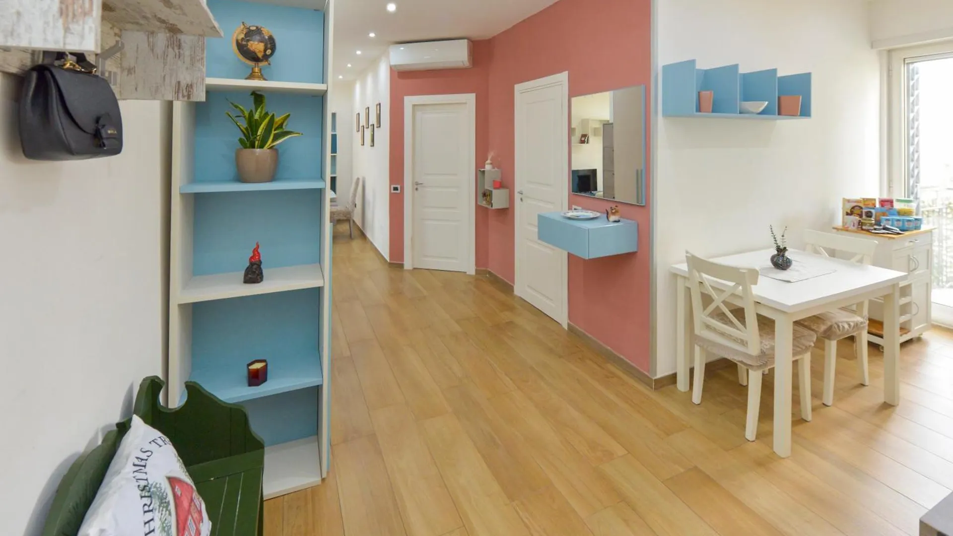 Apartment Micione22 Stazione Centrale Naples