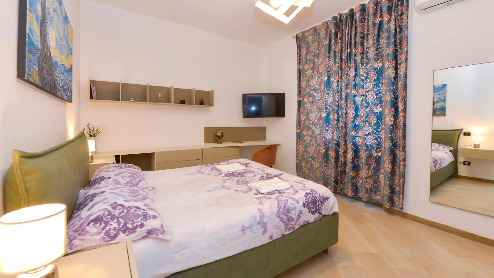 Apartment Micione22 Stazione Centrale Naples